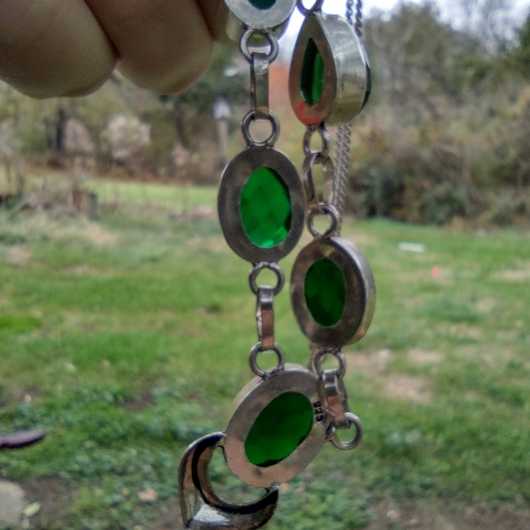 Green Victorian Bohemian Necklace - Picture 3 of 5
